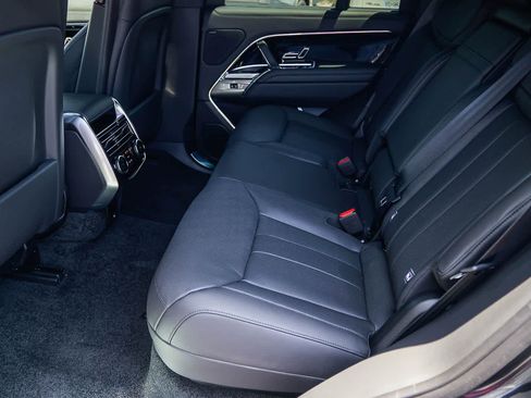 New 2026 Land Rover Range Rover SE AWD/4WD image 18