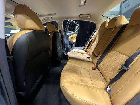 New 2025 Nissan Sentra SV w/ SV Premium Package image 17