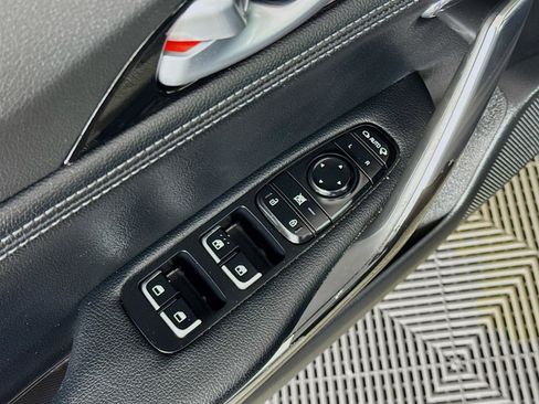 Certified 2022 Kia Stinger GT-Line image 19