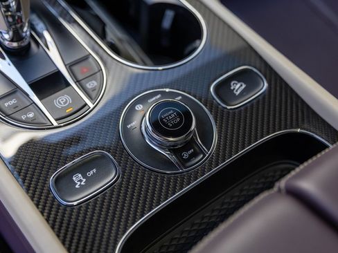 Certified 2023 Bentley Bentayga AWD/4WD image 39