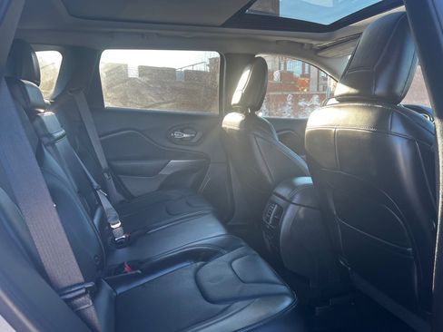 Certified 2019 Jeep Cherokee Limited image 15