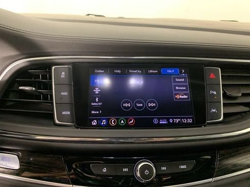 Used 2021 Buick Enclave Avenir w/ Avenir Technology Package AWD/4WD image 24