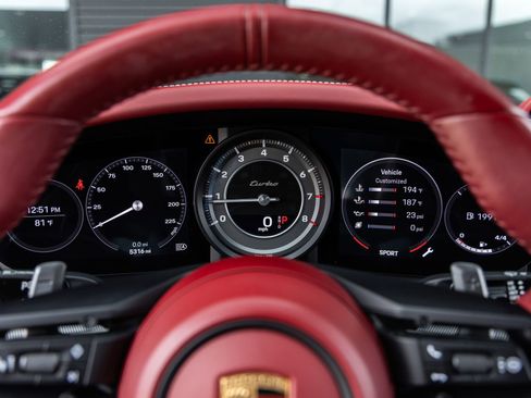 Certified 2022 Porsche 911 Turbo image 32