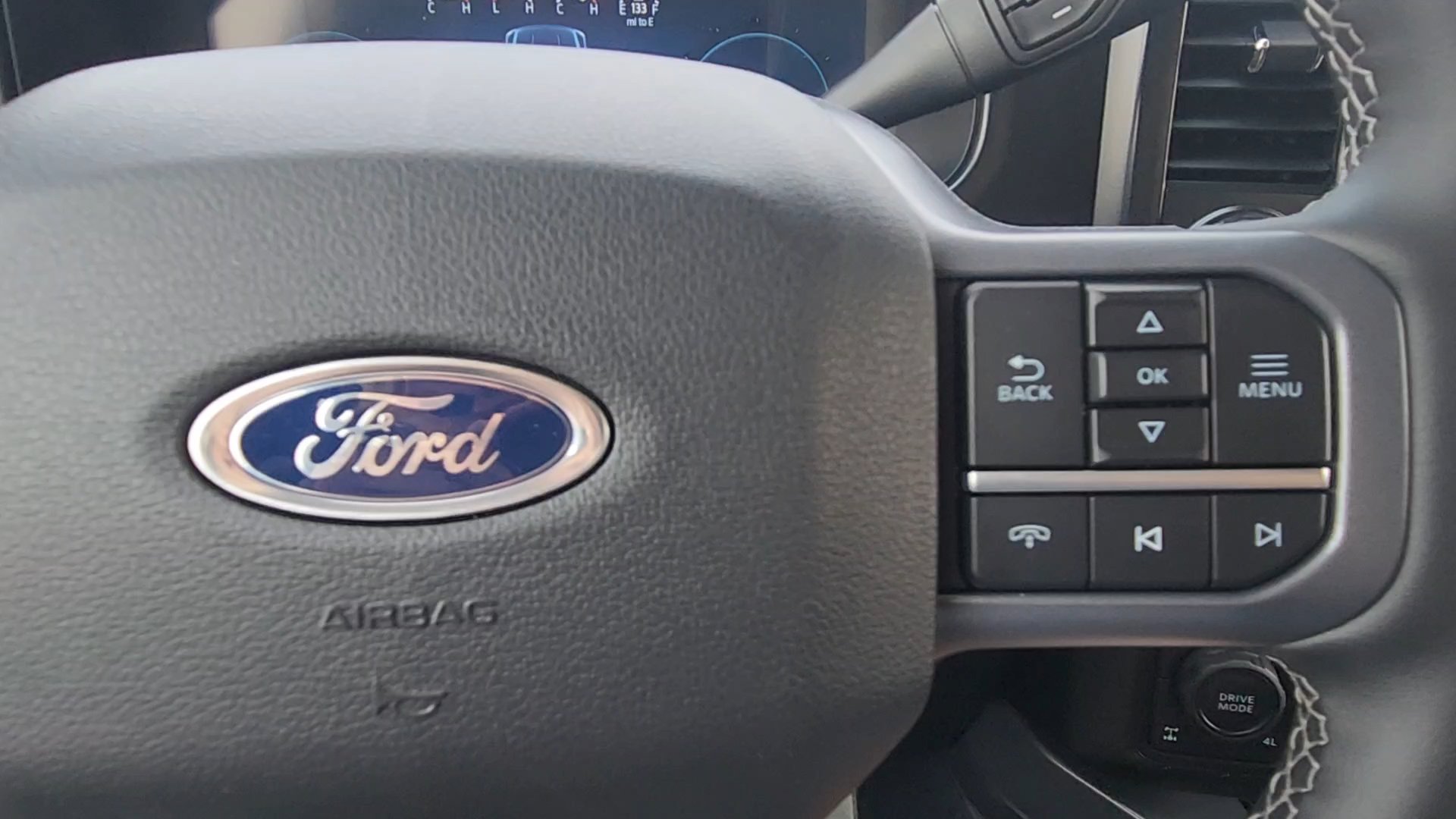 New 2026 Ford F350 Lariat w/ Black Appearance Package AWD/4WD image 25