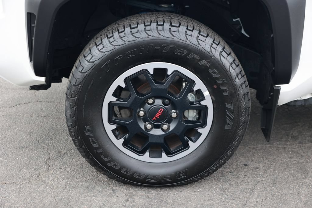 Used 2024 Toyota Tacoma TRD Off-Road AWD/4WD image 11
