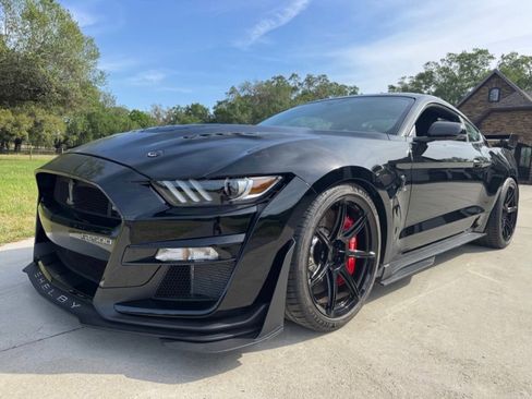 Used 2021 Ford Mustang Shelby GT500 w/ Carbon Fiber Track Pack RWD image 21