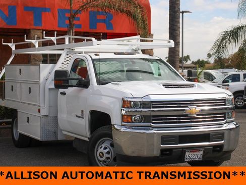 Used 2017 Chevrolet Silverado 3500 W/T w/ WT Convenience Package image 2