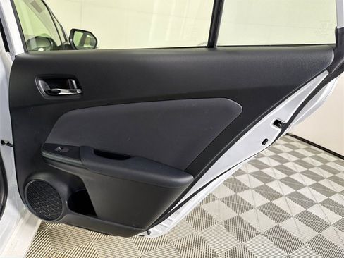 Used 2022 Toyota Prius LE image 16