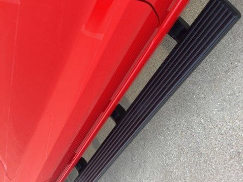 Used 2024 GMC Sierra 1500 Elevation image 9