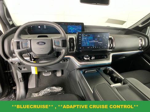 New 2026 Ford Expedition Platinum w/ Stealth Appearance Package image 8