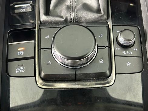 Used 2023 MAZDA MAZDA3 s image 19