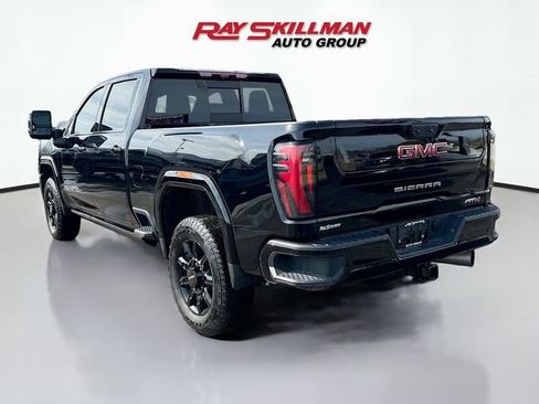 Used 2024 GMC Sierra 2500 AT4 w/ AT4 Premium Plus Package image 5