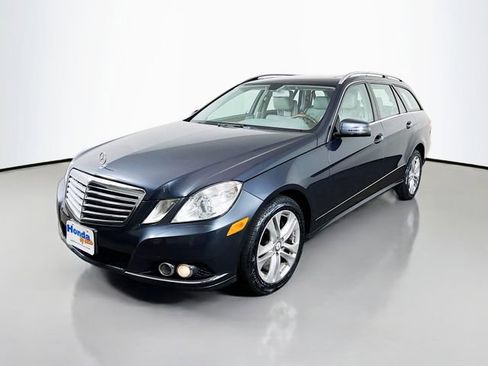 Used 2011 Mercedes-Benz E 350 4MATIC Wagon image 3