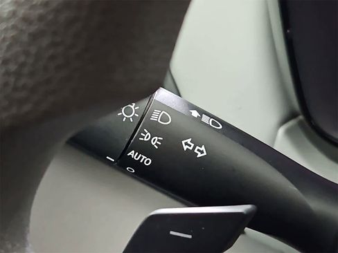 Used 2020 Subaru Legacy w/ Alloy Wheel Package image 26