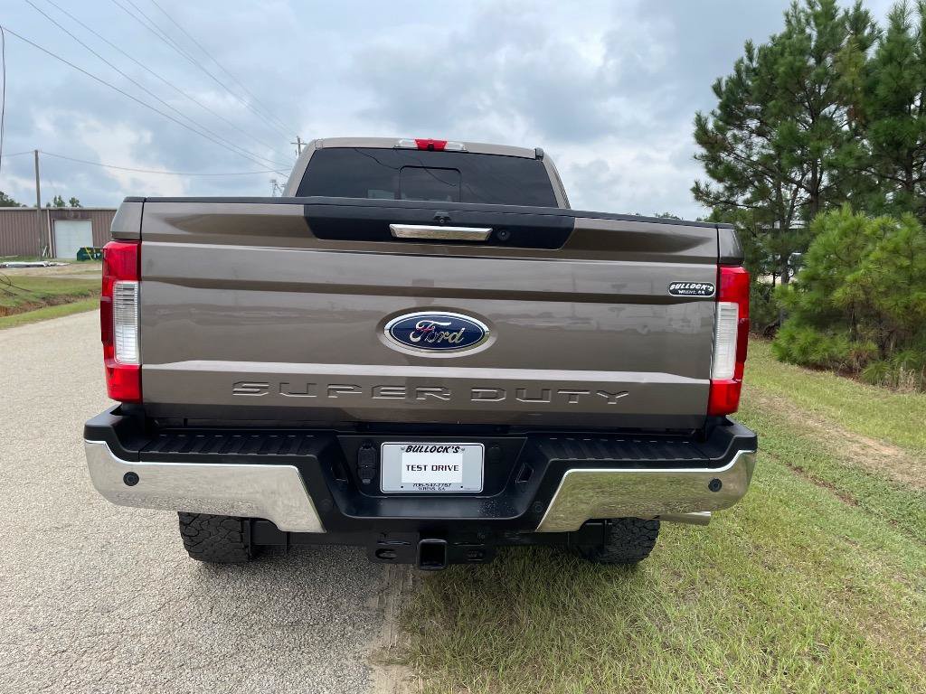 Used 2019 Ford F250 Lariat w/ Chrome Package AWD/4WD image 4
