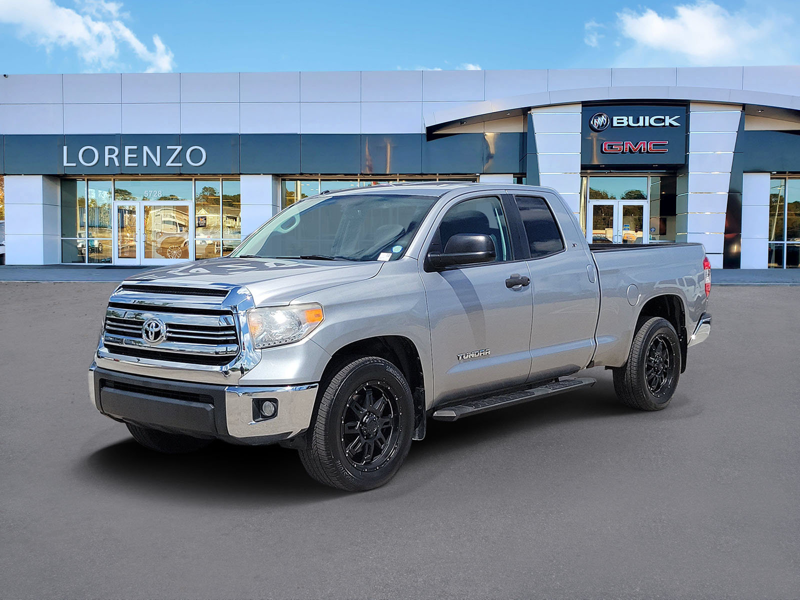 Used 2017 Toyota Tundra SR5 w/ SR5 Upgrade Package RWD image 1