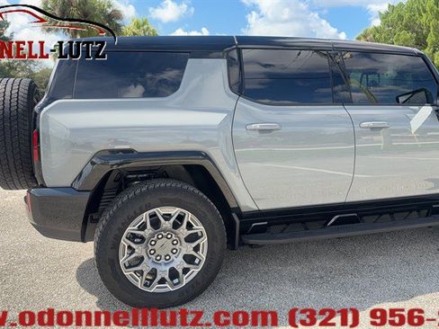 Used 2025 GMC Hummer EV 3X AWD/4WD image 40