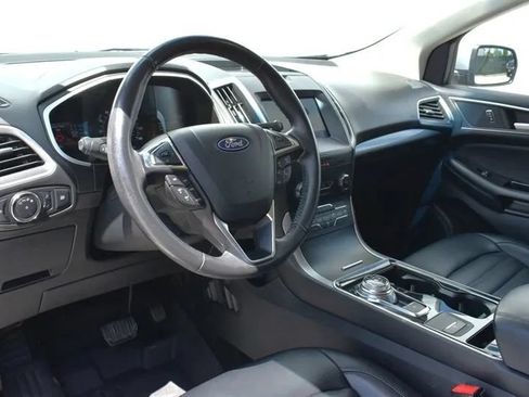 Used 2020 Ford Edge SEL AWD/4WD image 3