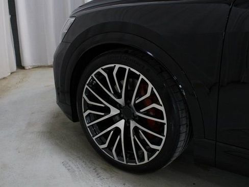 New 2026 Audi SQ8 Prestige image 30