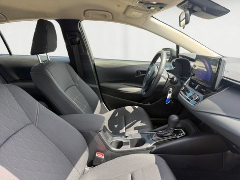 Used 2025 Toyota Corolla LE FWD image 15