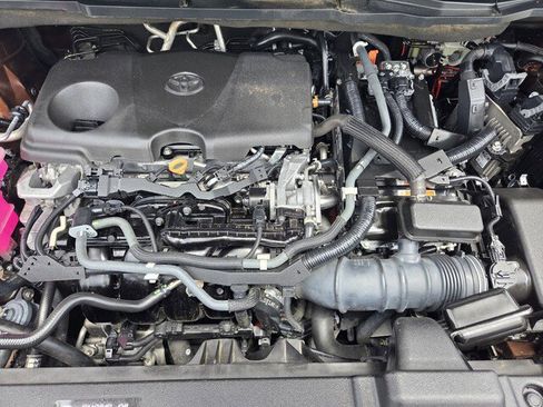 Used 2021 Toyota Sienna XLE FWD image 26