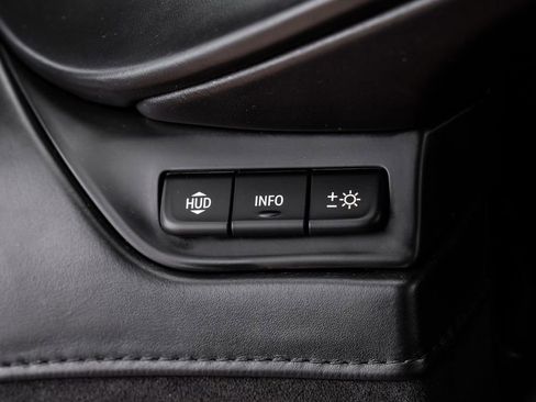 Used 2020 Cadillac Escalade ESV Platinum image 22