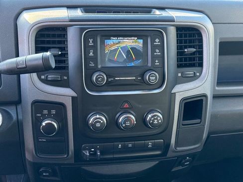 Used 2017 RAM 2500 Tradesman w/ Chrome Appearance Group image 20