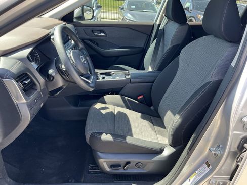 Certified 2023 Nissan Rogue SV image 10