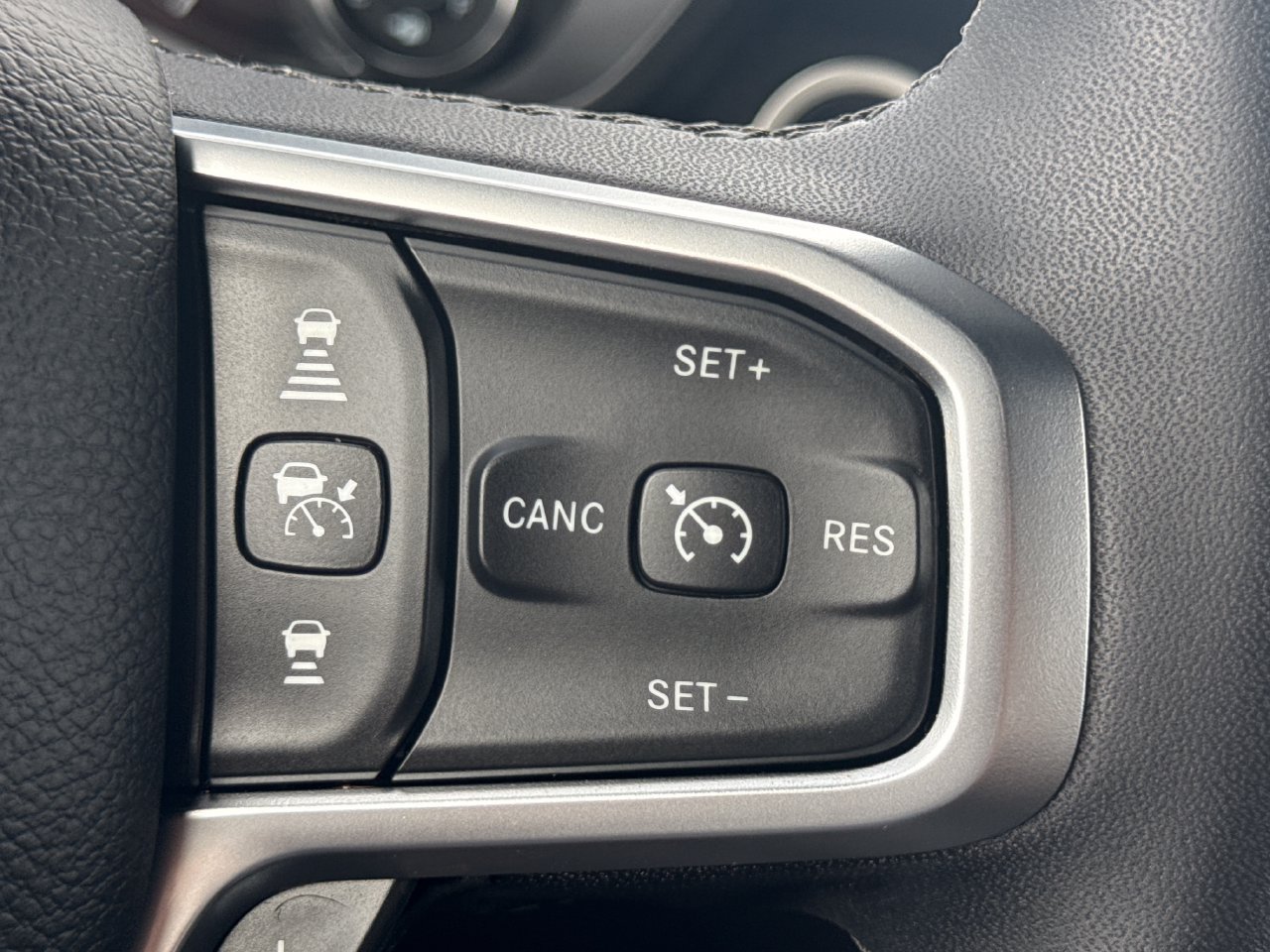 Used 2025 RAM 1500 Big Horn AWD/4WD image 27