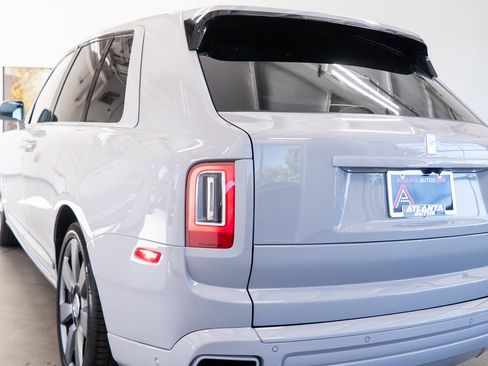 Used 2022 Rolls-Royce Cullinan image 23