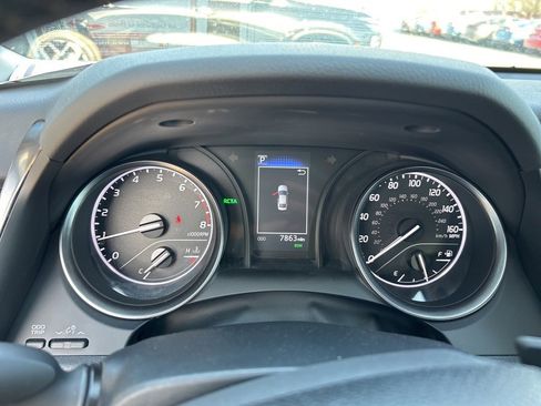 Used 2024 Toyota Camry SE image 20