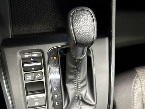 Used 2024 Honda CR-V EX image 16