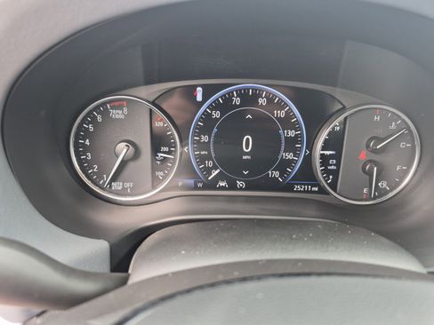 Used 2024 Buick Enclave Premium AWD/4WD image 27
