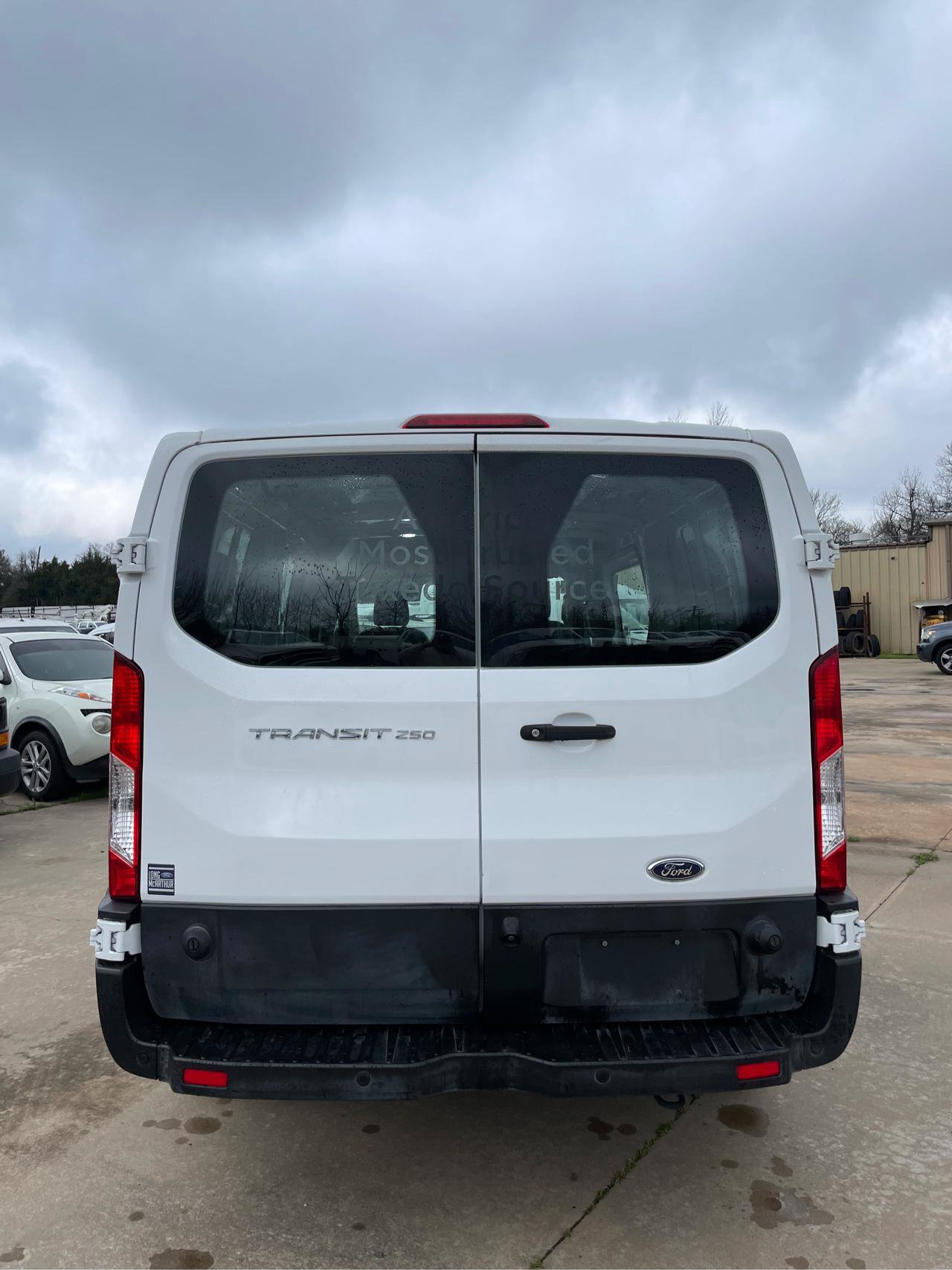 Used 2019 Ford Transit 250 148 Low Roof RWD image 6