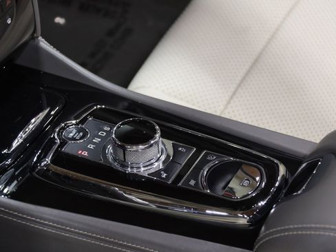 Used 2014 Jaguar XK Convertible RWD image 52