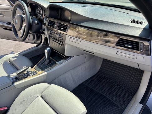 Used 2010 BMW 328i 328i 2dr Convertible SULEV image 23