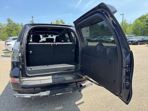 Used 2022 Lexus GX 460 Premium w/ Premium Plus Package AWD/4WD image 6