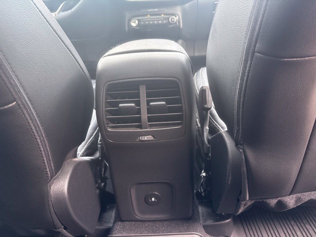 Used 2024 Ford Escape Platinum w/ Premium Technology Package AWD/4WD image 34
