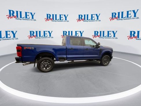 New 2026 Ford F250 XL w/ STX Appearance Package AWD/4WD image 9