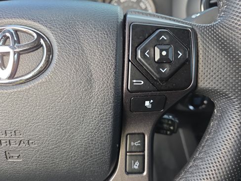 Certified 2023 Toyota Tacoma TRD Off-Road image 30