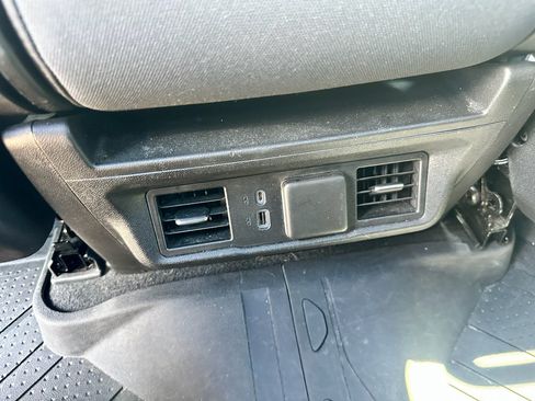 Used 2023 Chevrolet Silverado 1500 LT w/ Convenience Package II RWD image 18