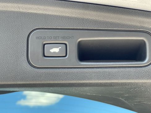Certified 2023 Acura MDX SH-AWD w/ Technology Package image 36