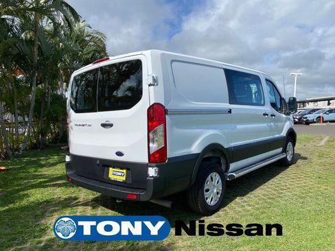 Used 2024 Ford Transit 250 Low Roof w/ Exterior Upgrade Package image 24