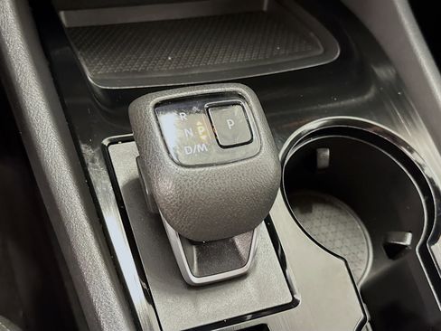 Used 2023 Nissan Rogue SV image 24