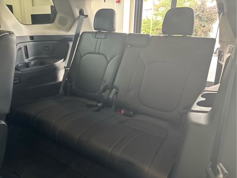Used 2023 Honda Pilot Elite image 23