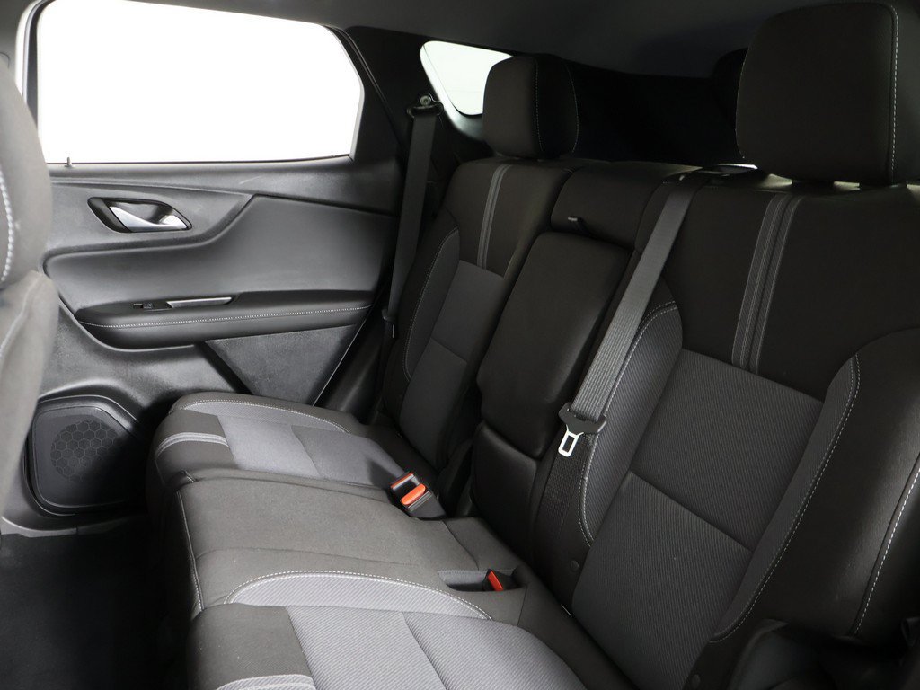 Used 2024 Chevrolet Blazer LT w/ Convenience Package FWD image 33