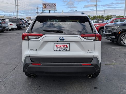 Certified 2024 Toyota RAV4 XLE Premium AWD/4WD image 7