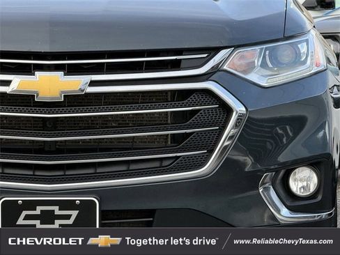 Used 2020 Chevrolet Traverse LT image 4
