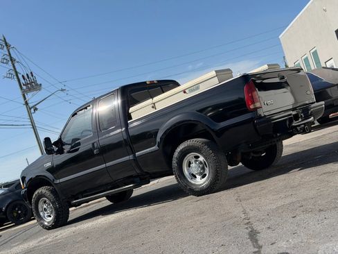 Used 2002 Ford F250 4x4 SuperCab Super Duty image 3