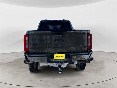 Used 2023 Ford F350 XLT image 4